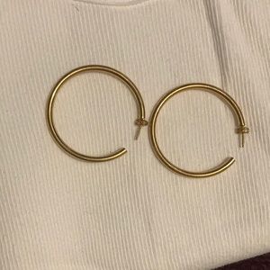 Brand unknown, color-gold